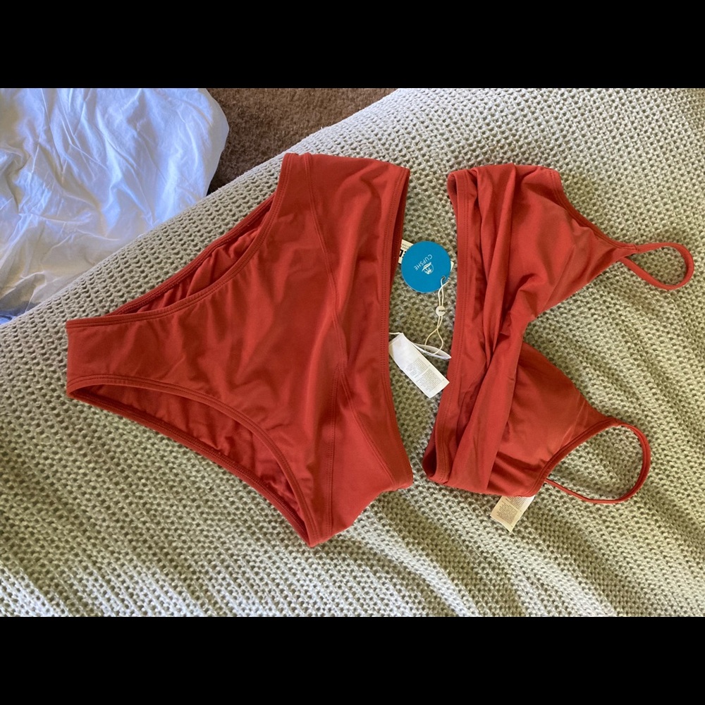 Cupshe highwaisted two piece M